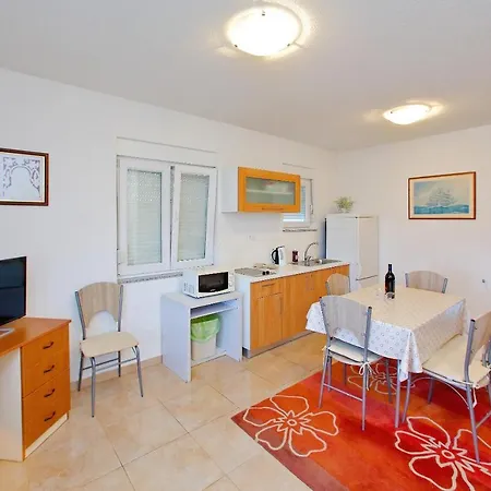 Sunny Apartment
